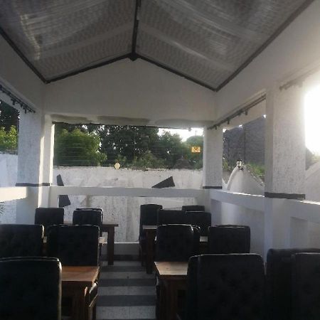Peacock Park Hotel Укунда Екстериор снимка