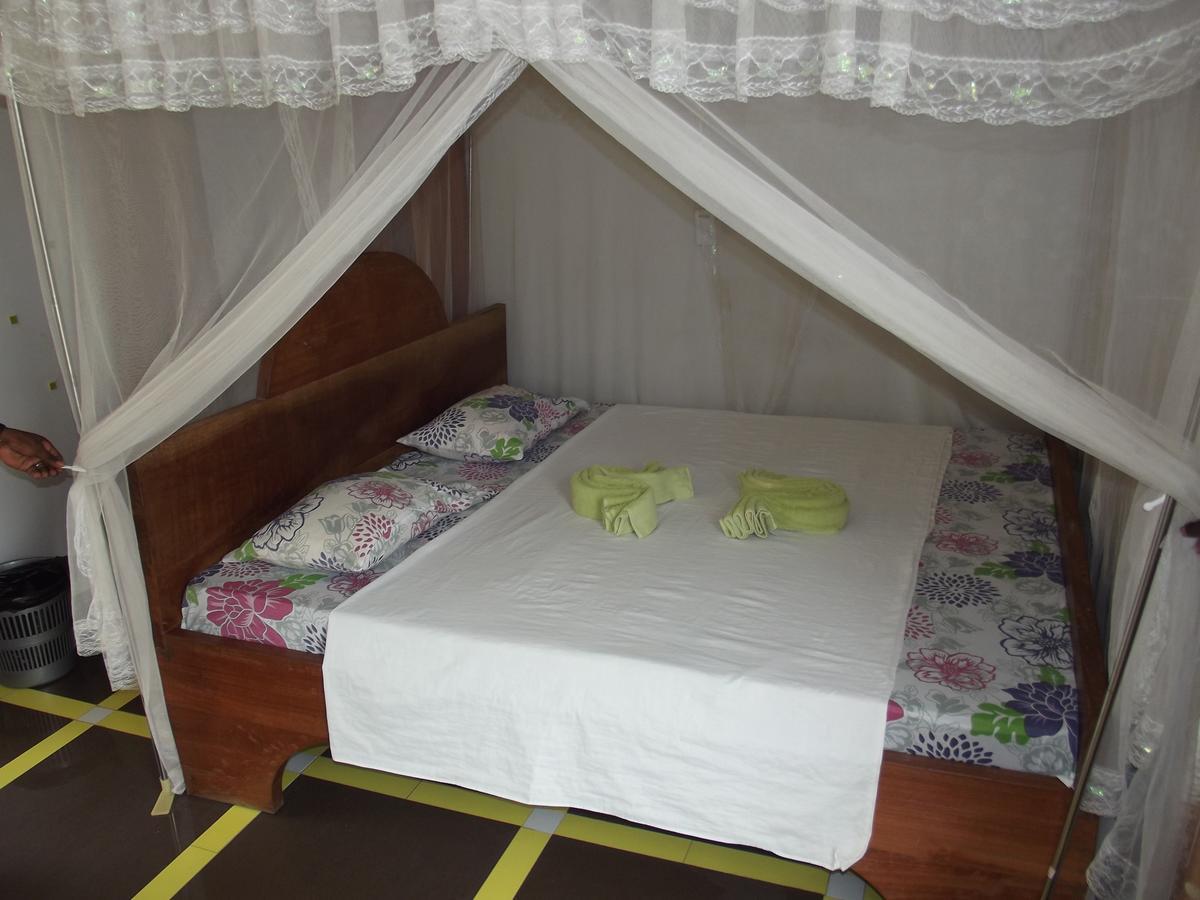 Peacock Park Hotel Укунда Екстериор снимка